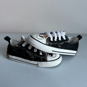 Penguin Converse Chuck Taylor low top Kids size 10